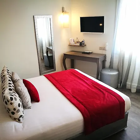 Nyx Independant Centre Gare Hotel 3*